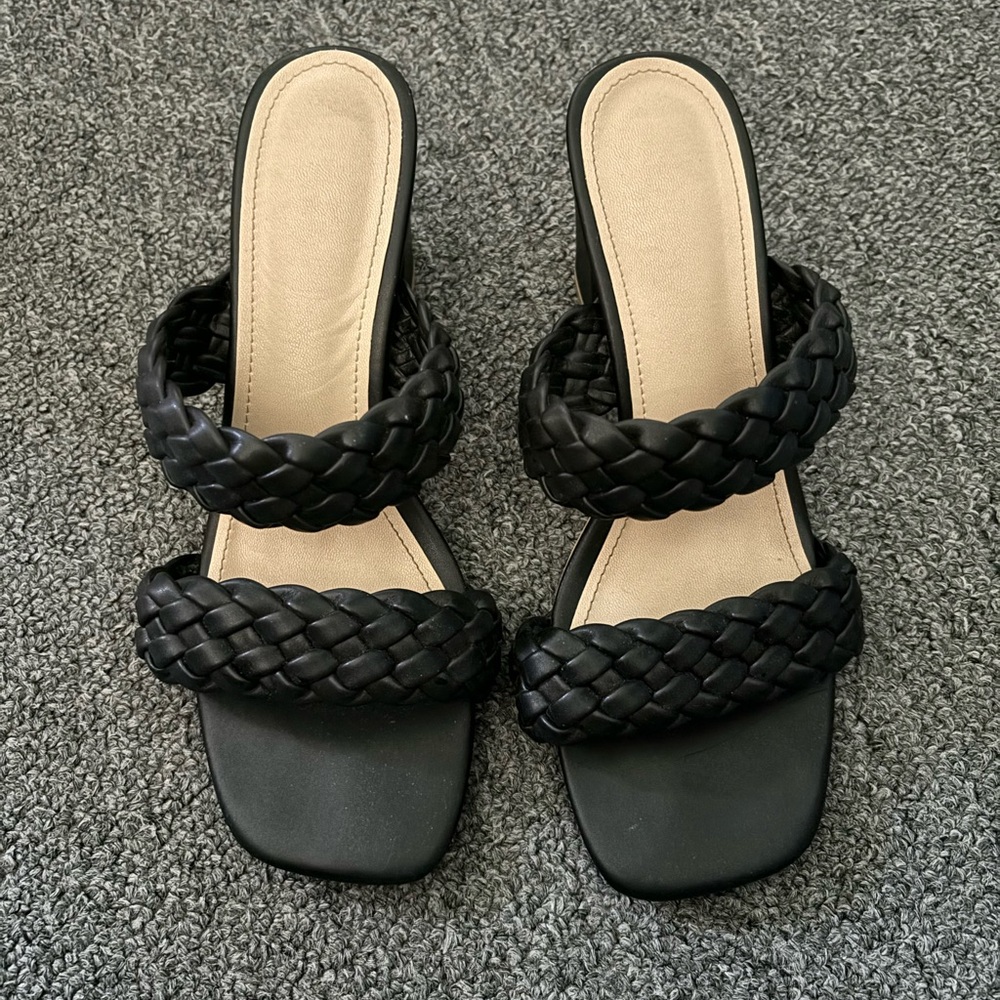 Black Braid Sandals